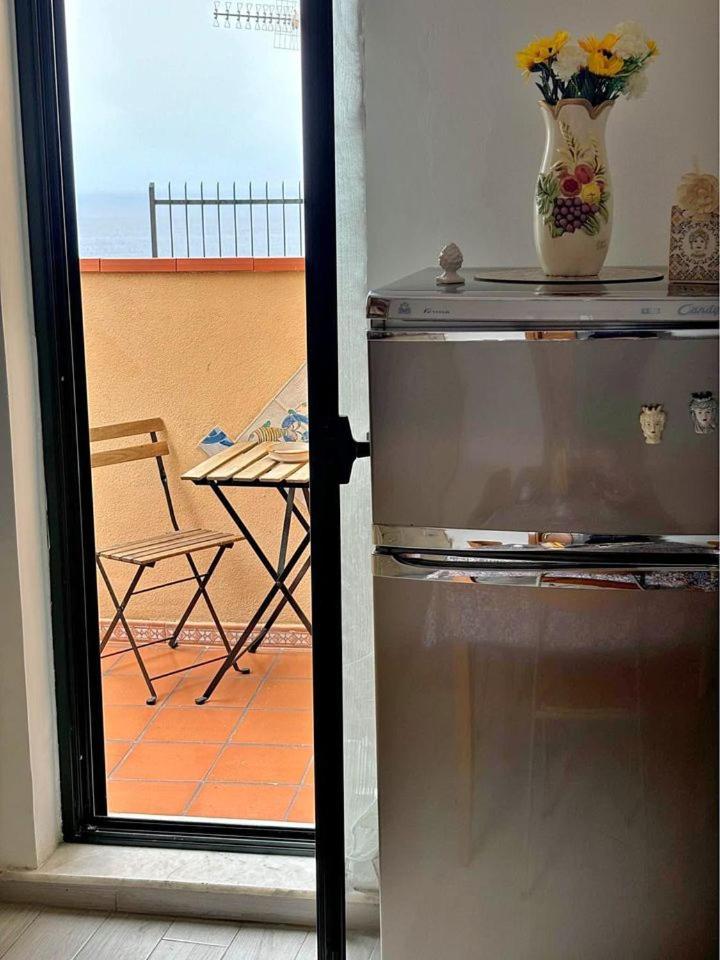 Cocciu D'Amuri Apartment Taormina Luaran gambar